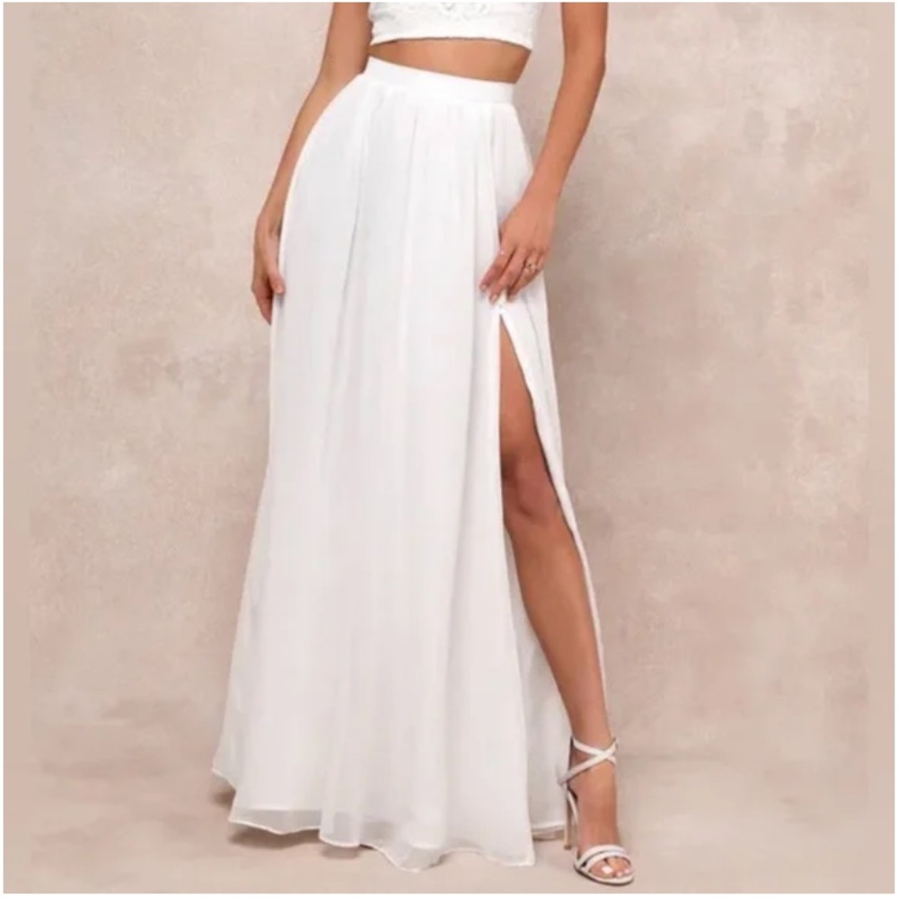 Lulu's White Maxi Skirt